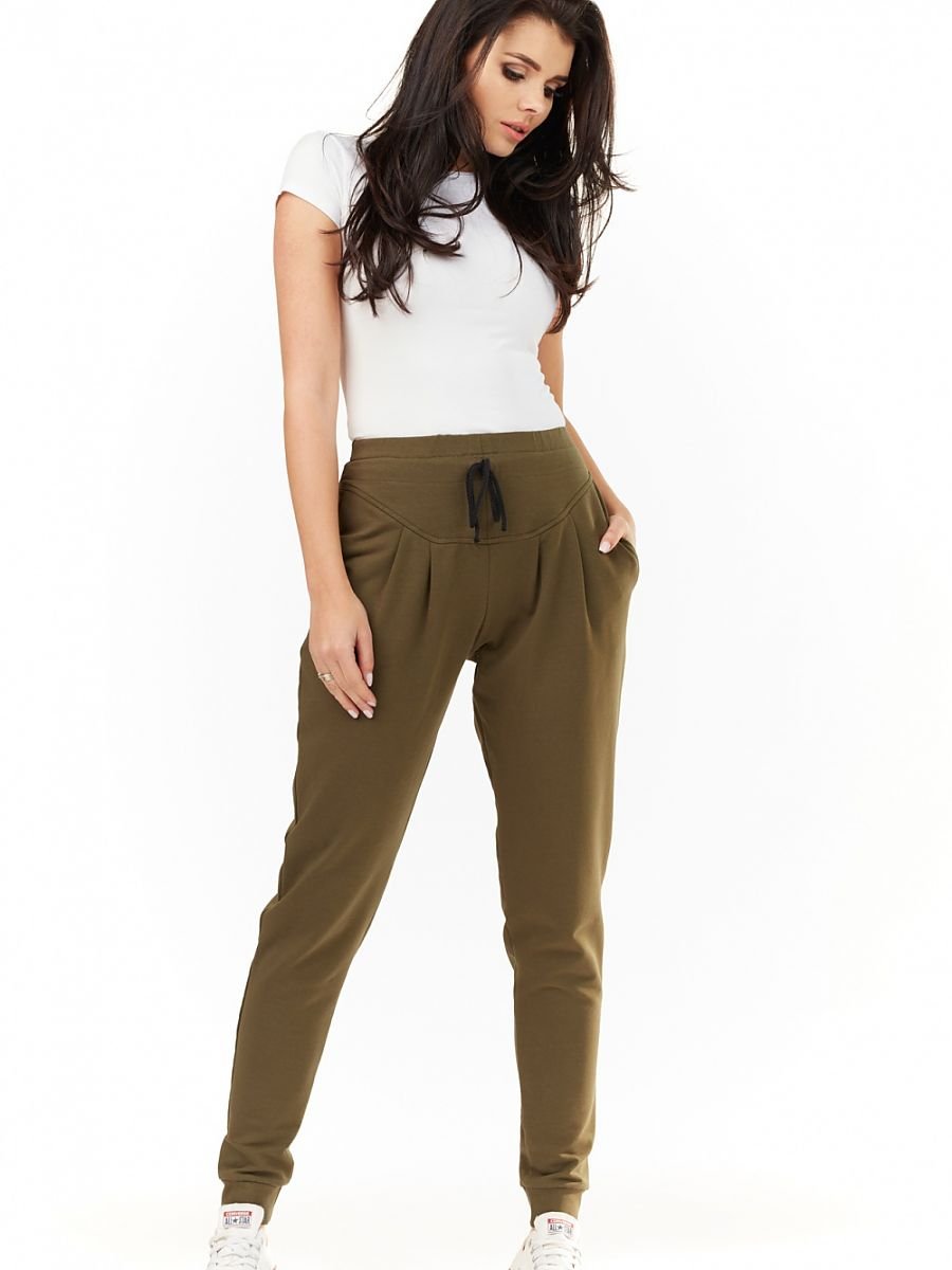 Tracksuit trousers model 109901 Infinite You