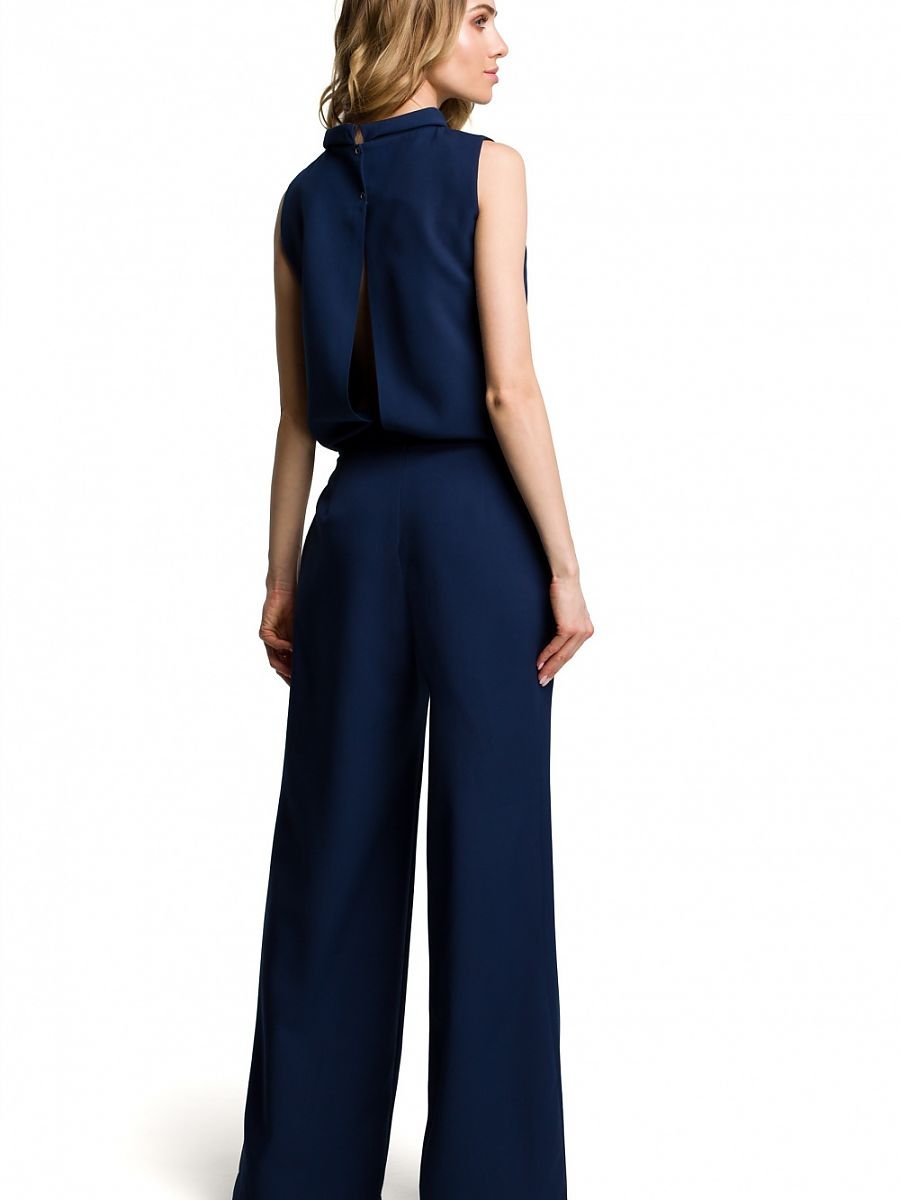 Suit model 117568 Moe