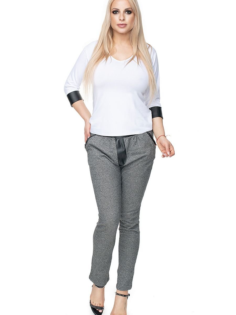 Blouse model 131593 PeeKaBoo