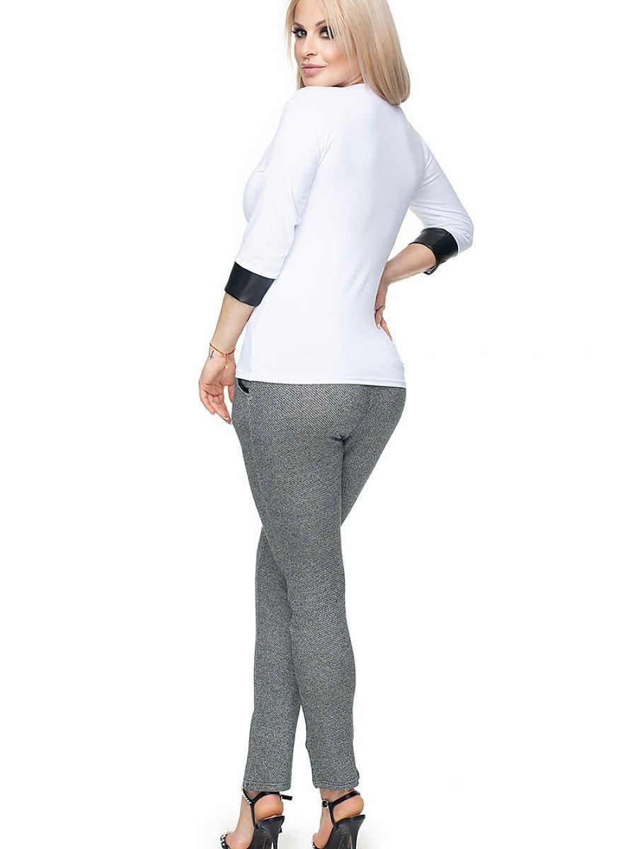 Blouse model 131593 PeeKaBoo