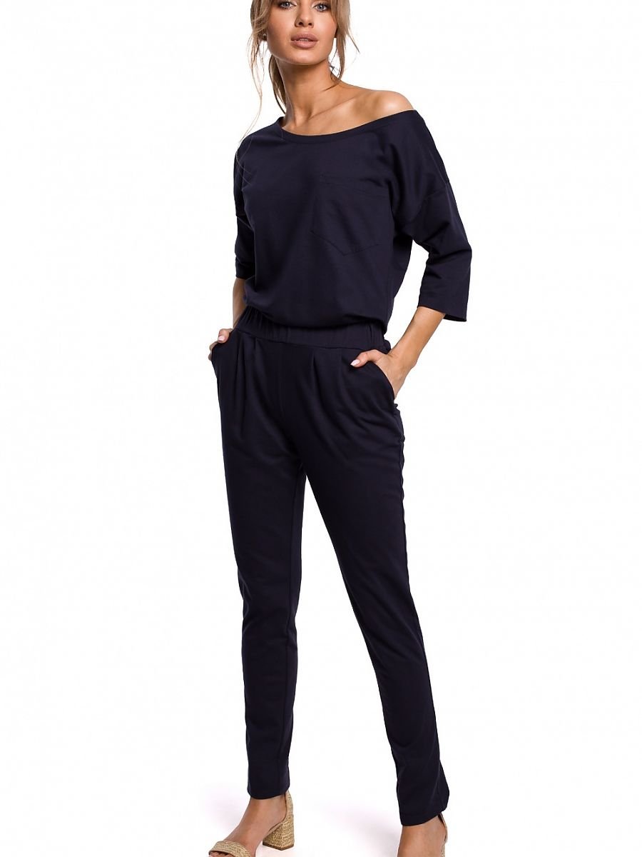 Suit model 142251 Moe