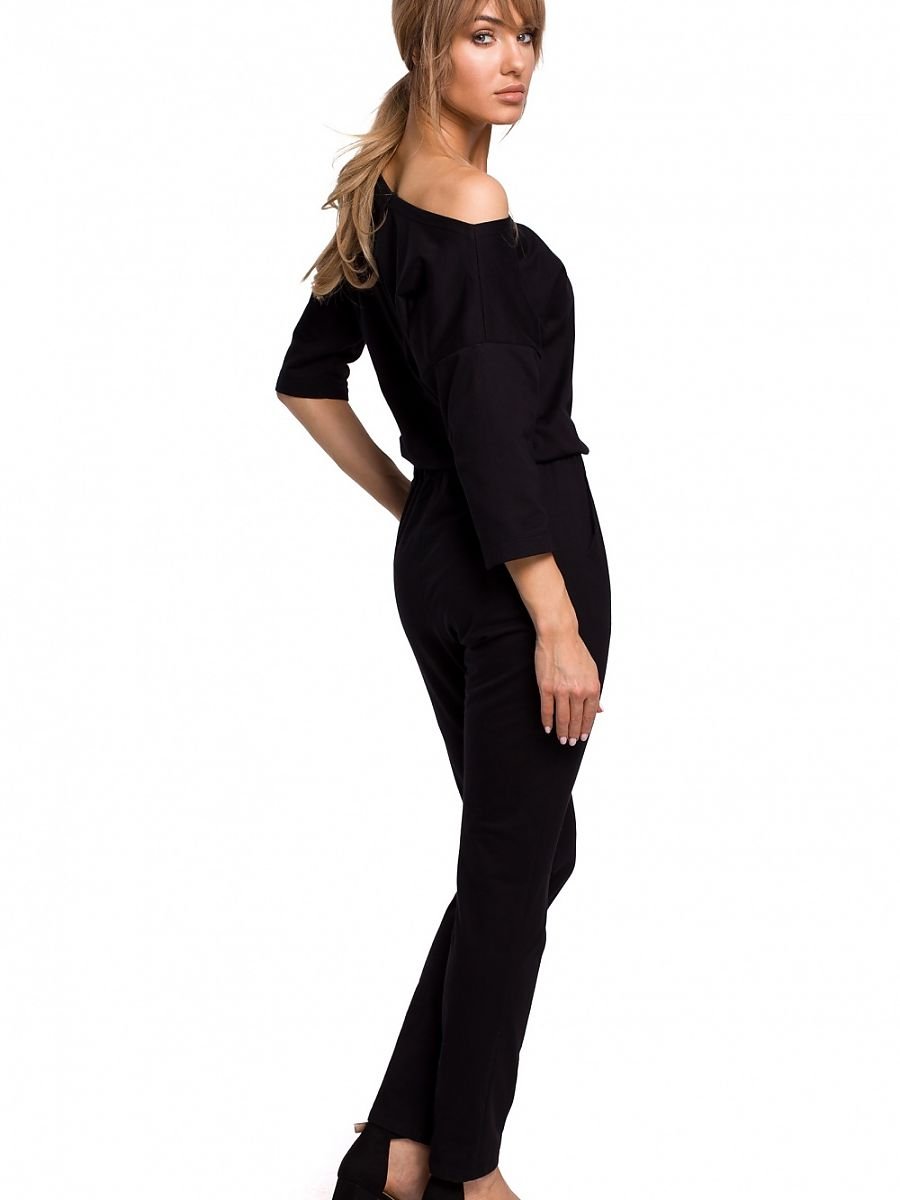 Suit model 142253 Moe