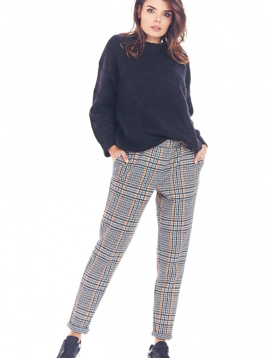 Women trousers model 148985 awama