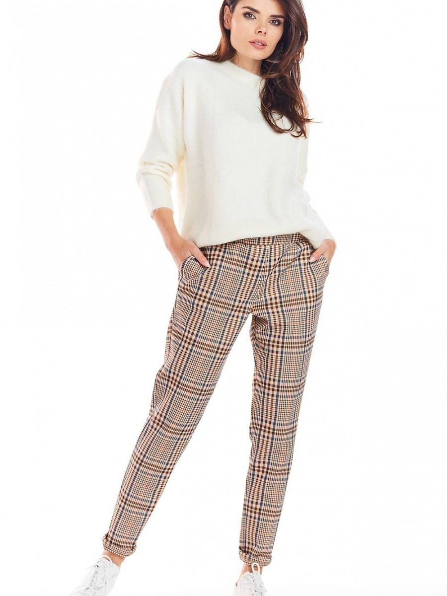 Women trousers model 148986 awama