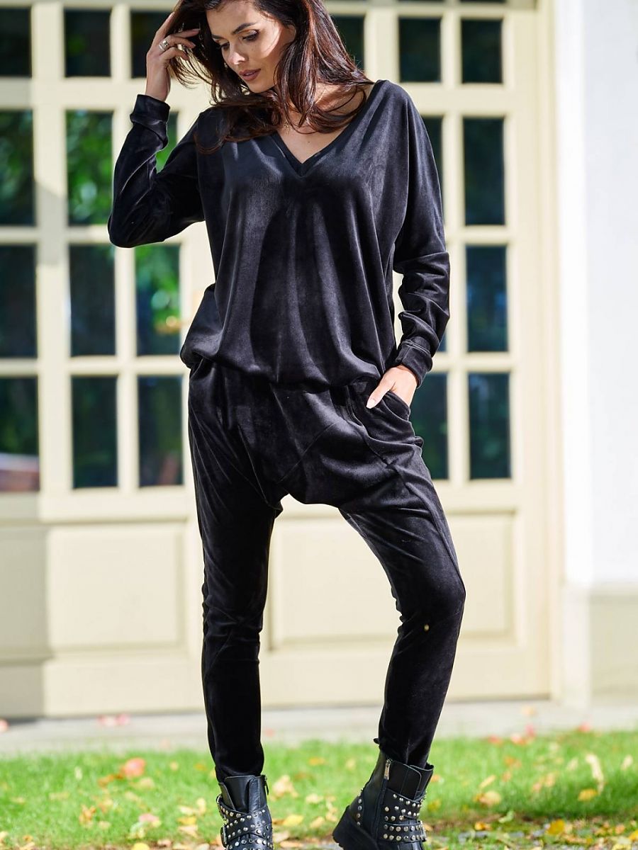 Tracksuit trousers model 149776 awama