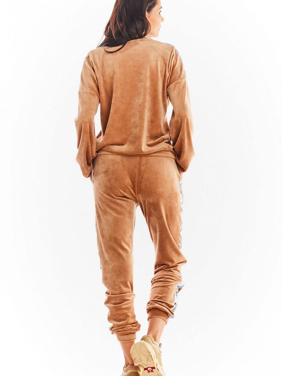 Tracksuit trousers model 149804 awama