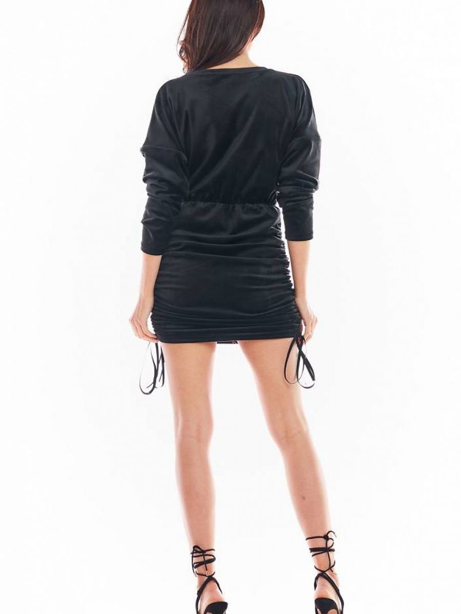 Short dress model 150738 awama