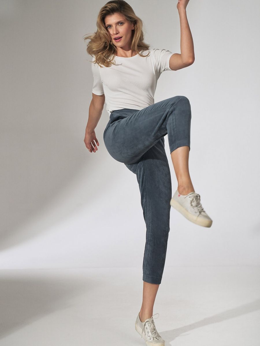 Women trousers model 151822 Figl