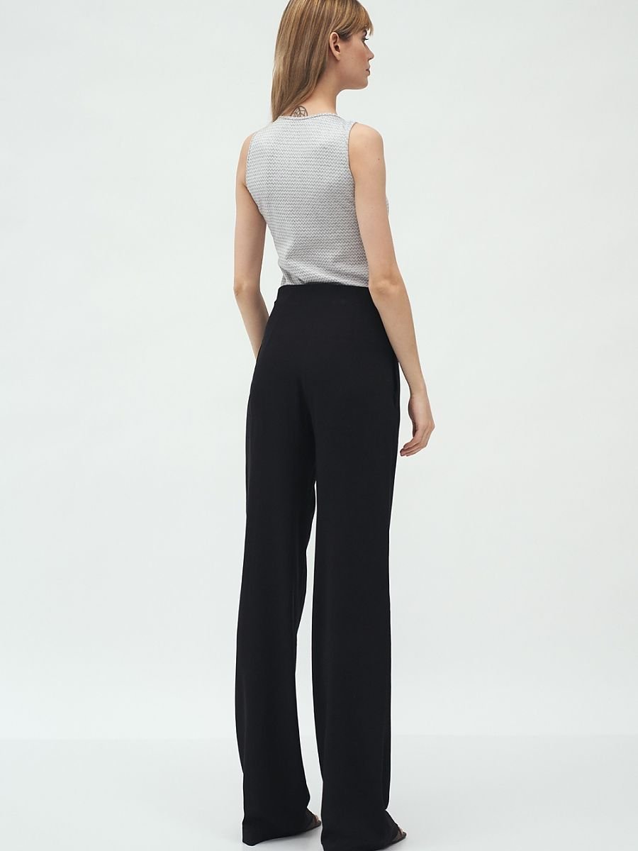 Women trousers model 153689 Nife