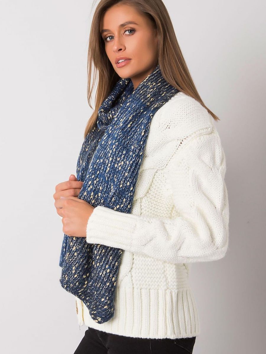 Shawl model 161165 AT