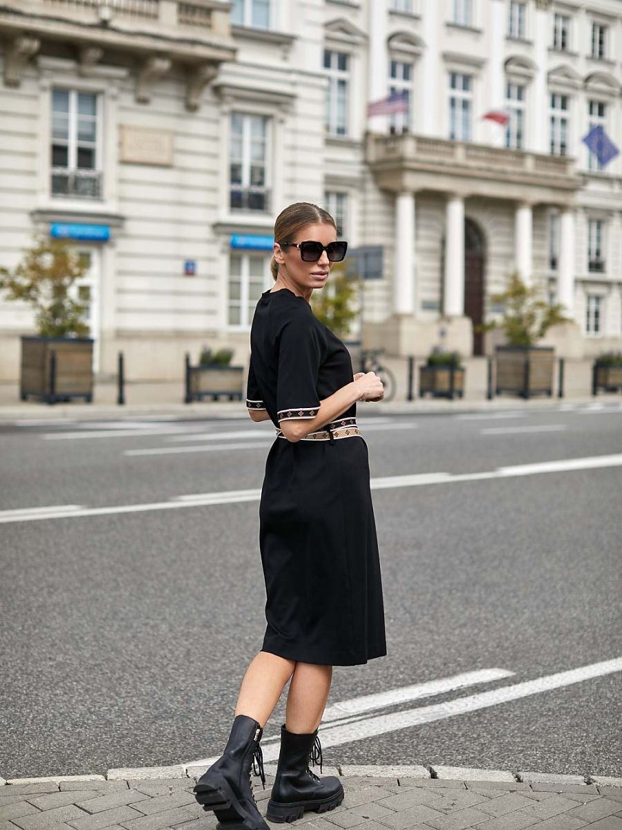 Daydress model 164435 La Aurora