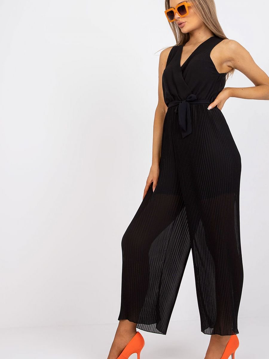 Suit model 166335 Italy Moda