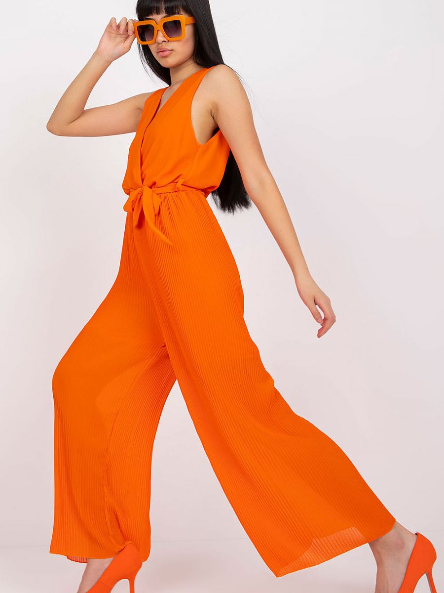 Suit model 166337 Italy Moda