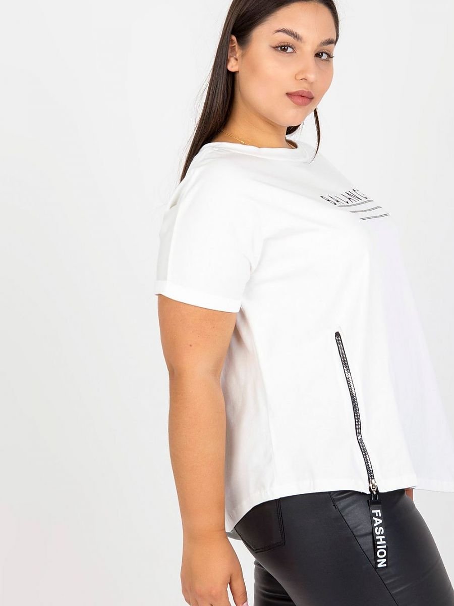 Plus size T-shirt model 166725 Relevance